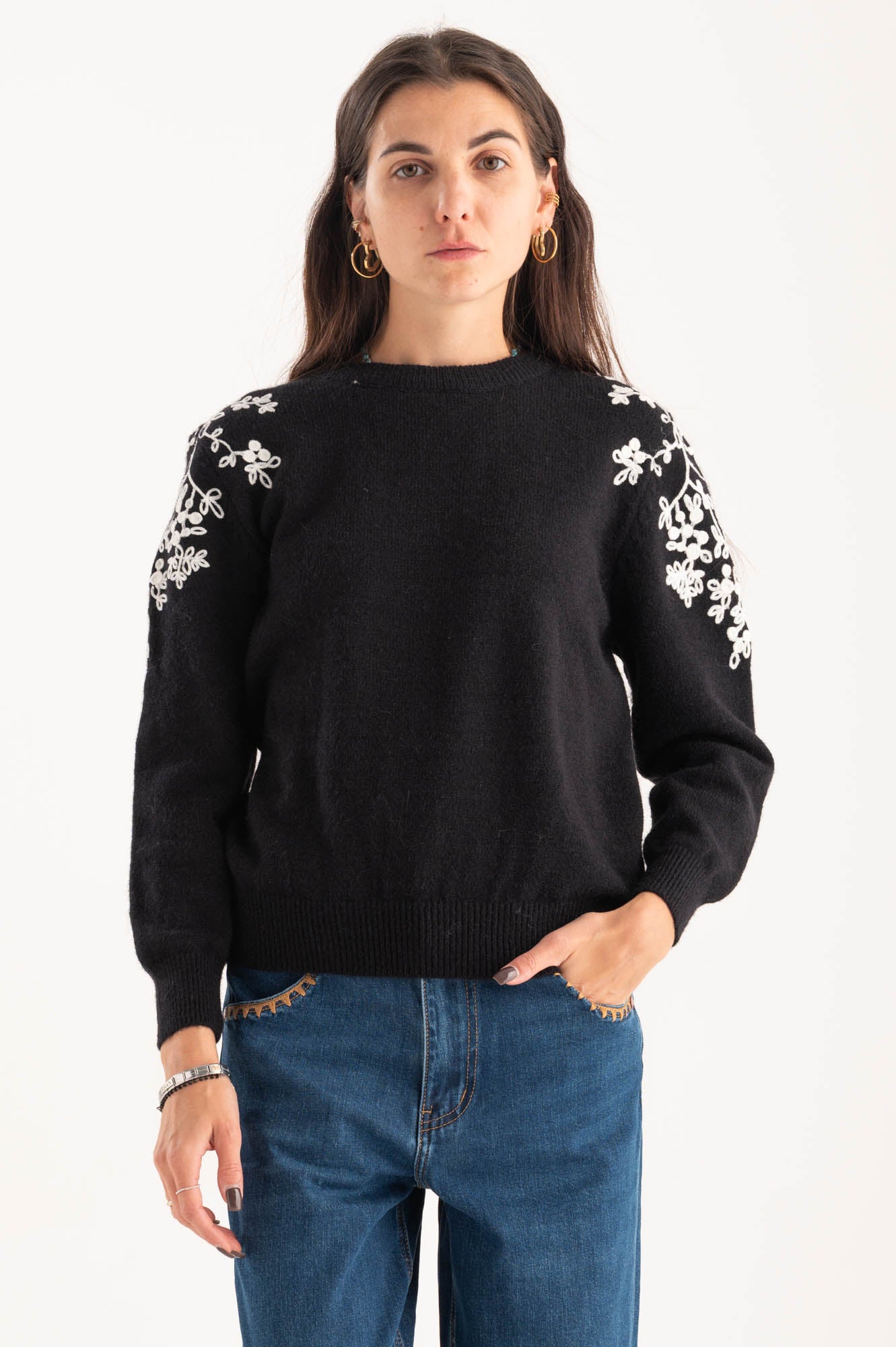 Maglia ricami