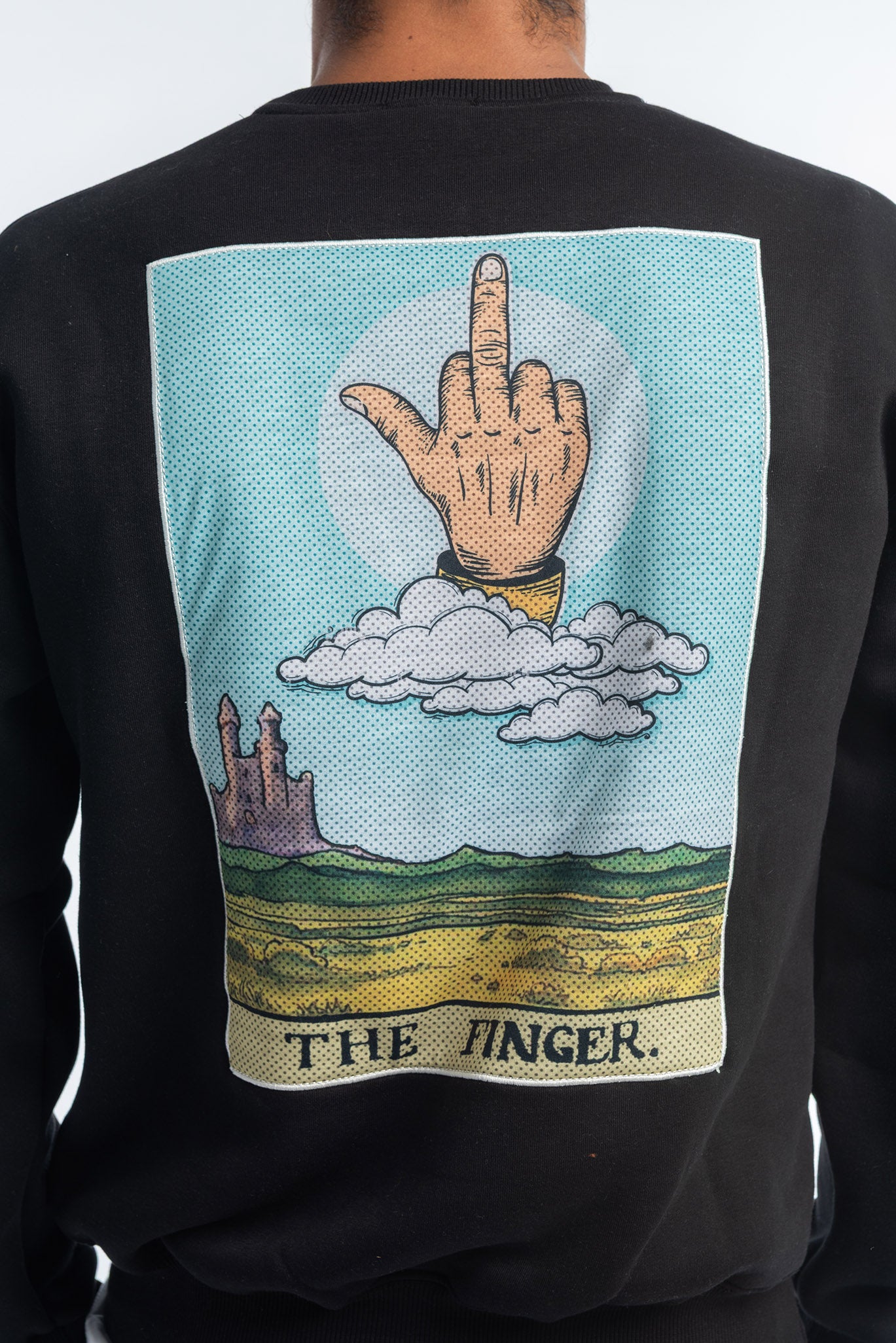 Round neck The Finger