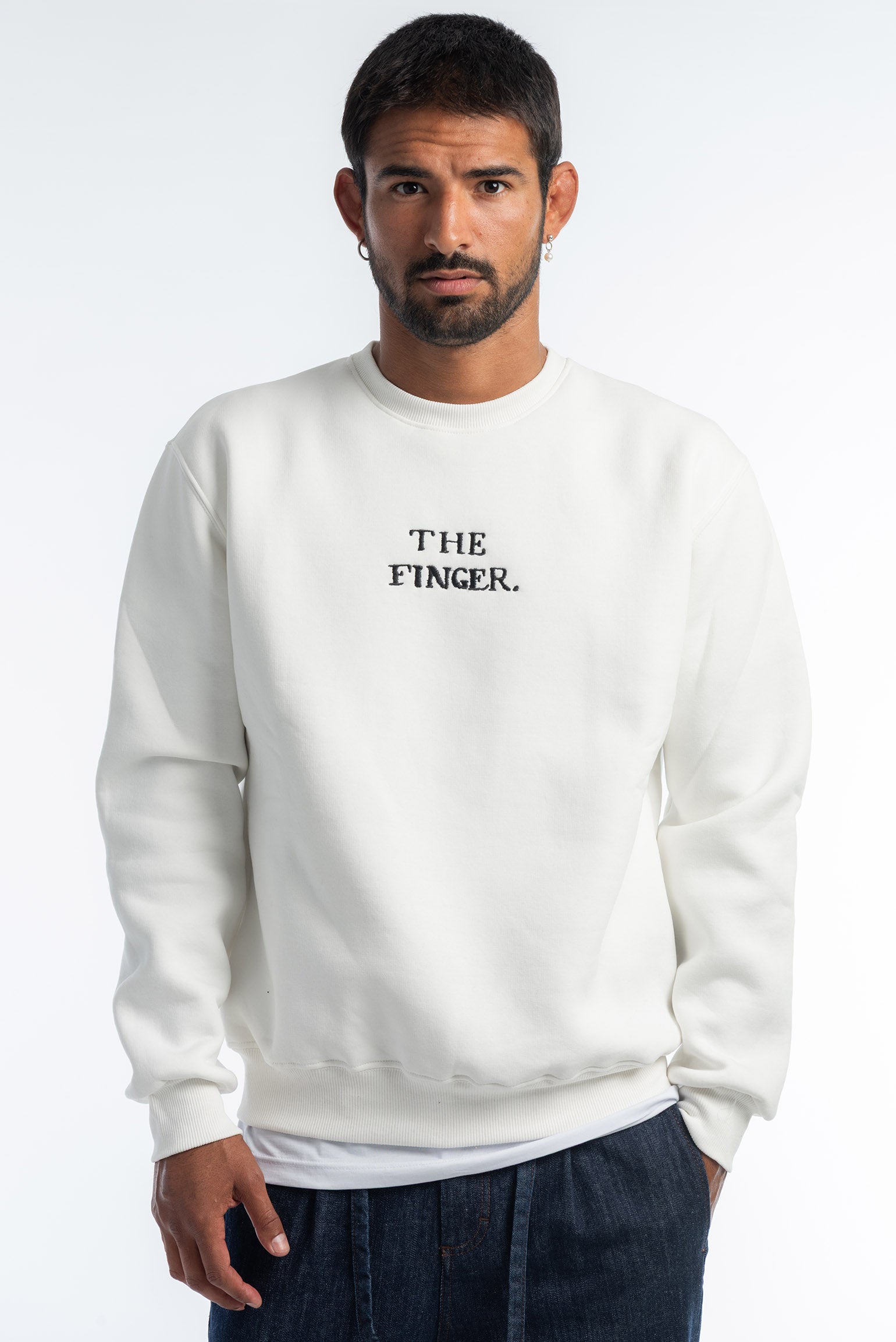 Round neck The Finger