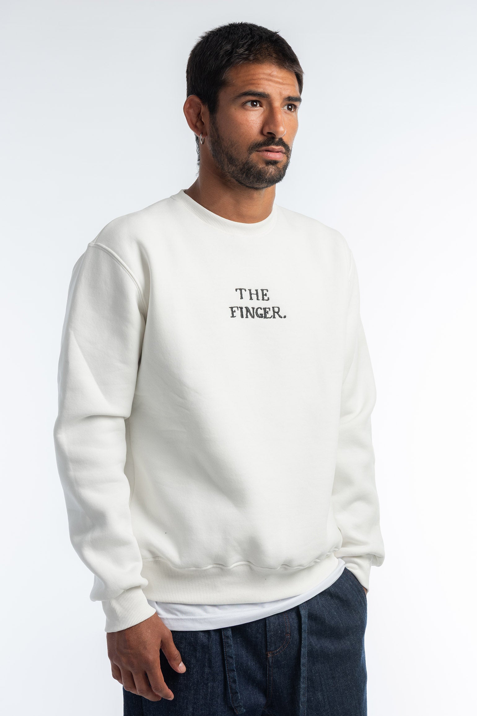 Round neck The Finger