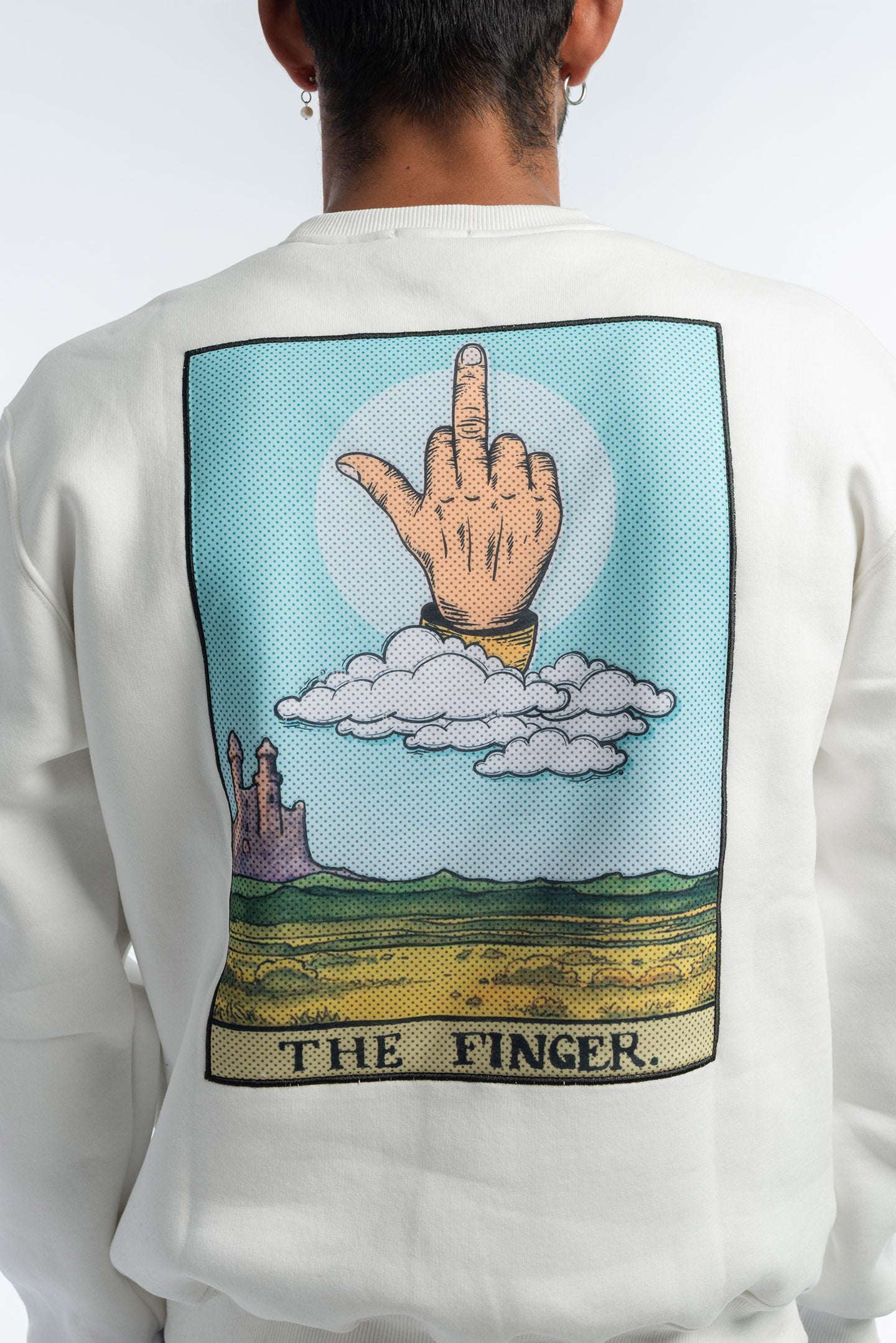 Round neck The Finger
