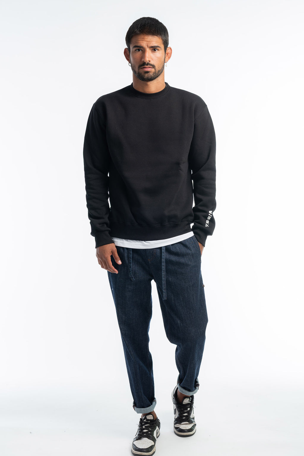 Round neck felpata