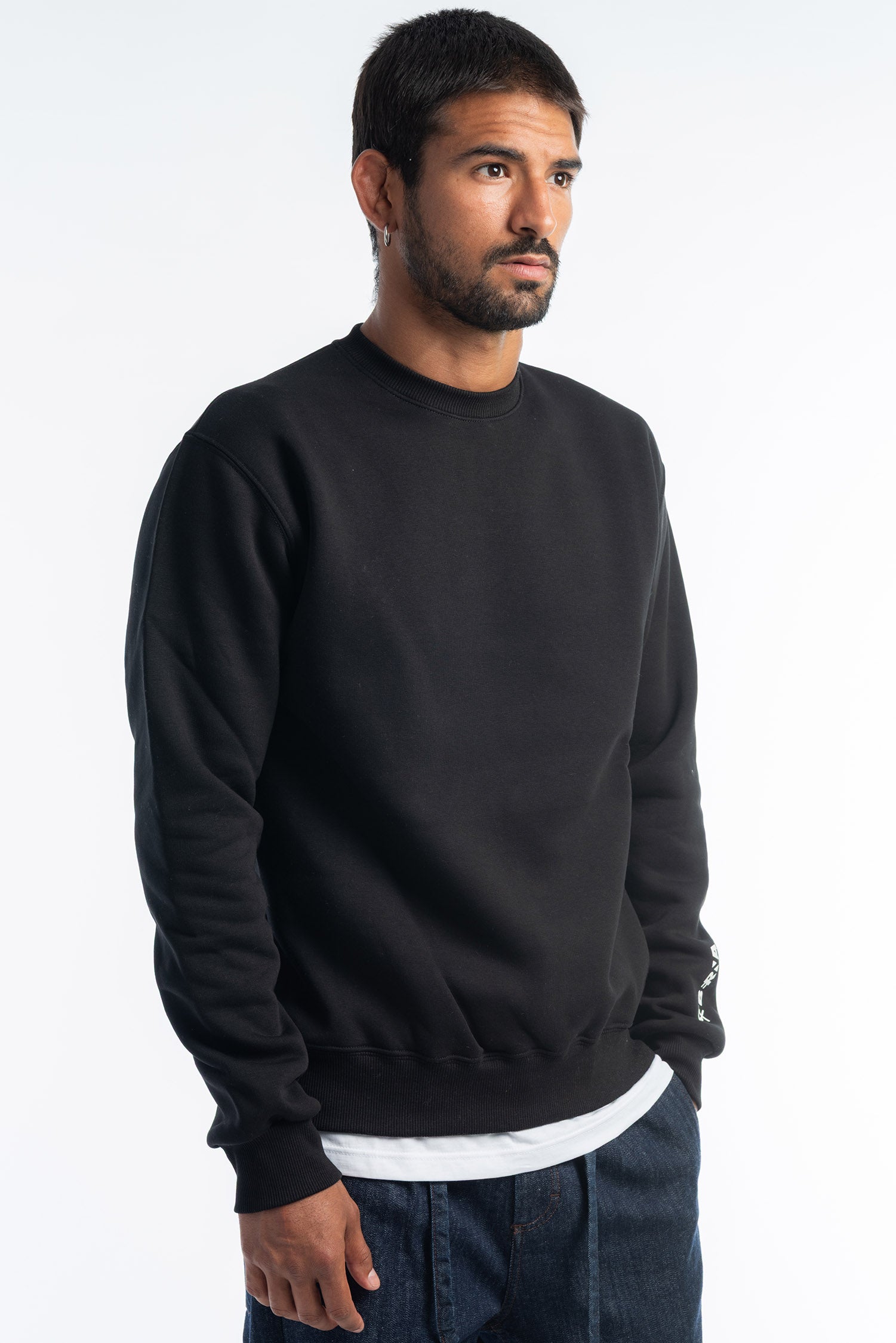 Round neck felpata
