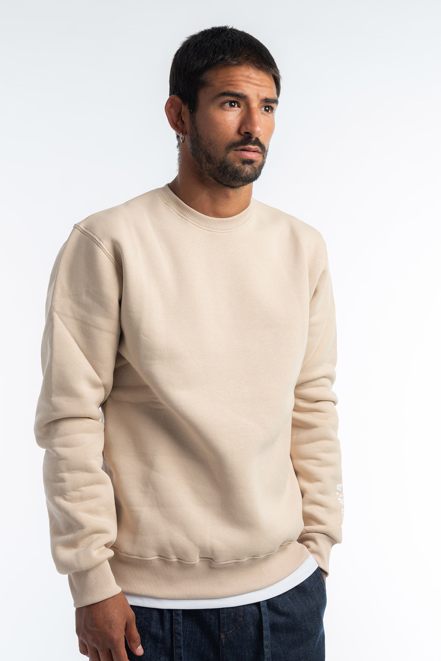 Round neck felpata