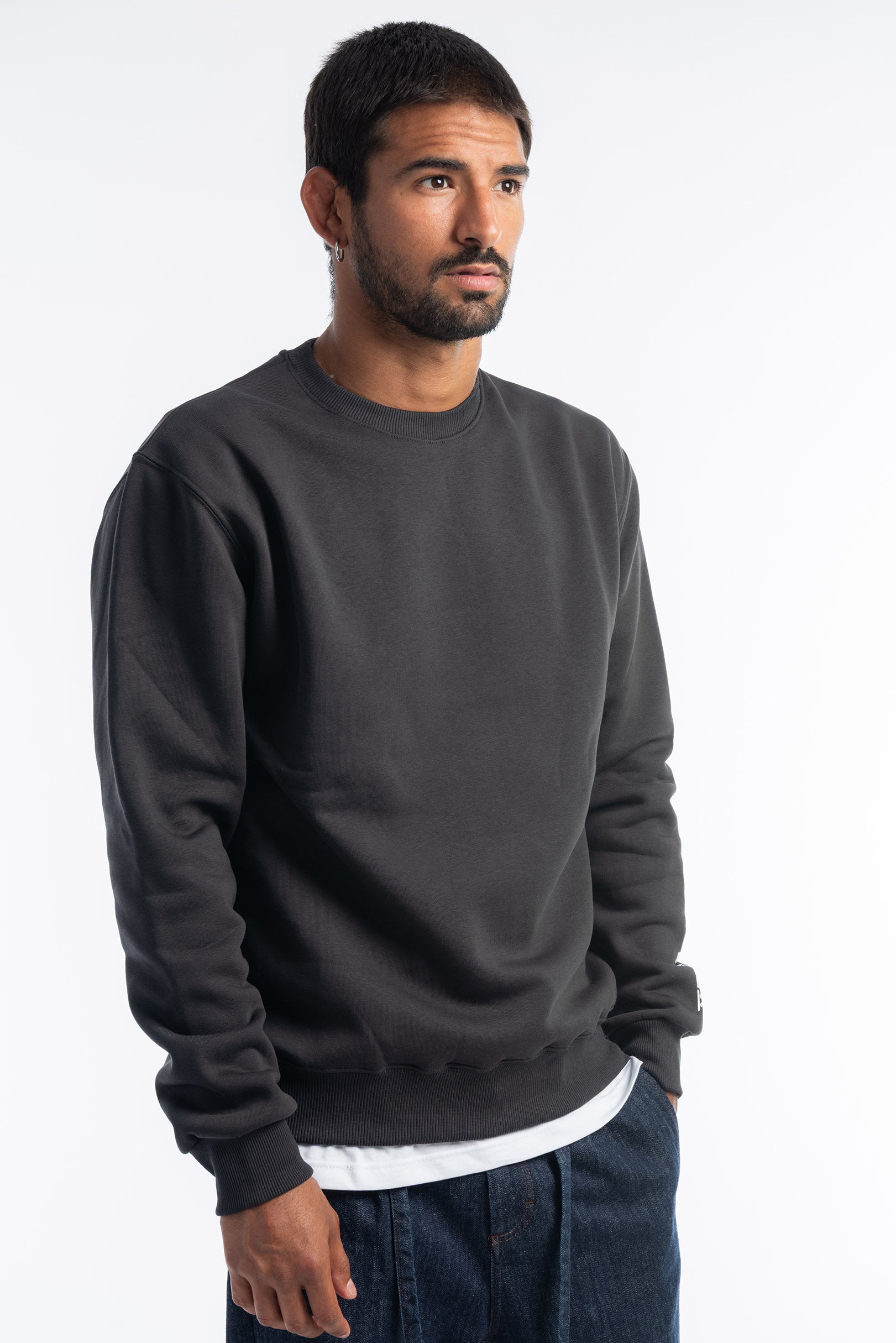 Round neck felpata