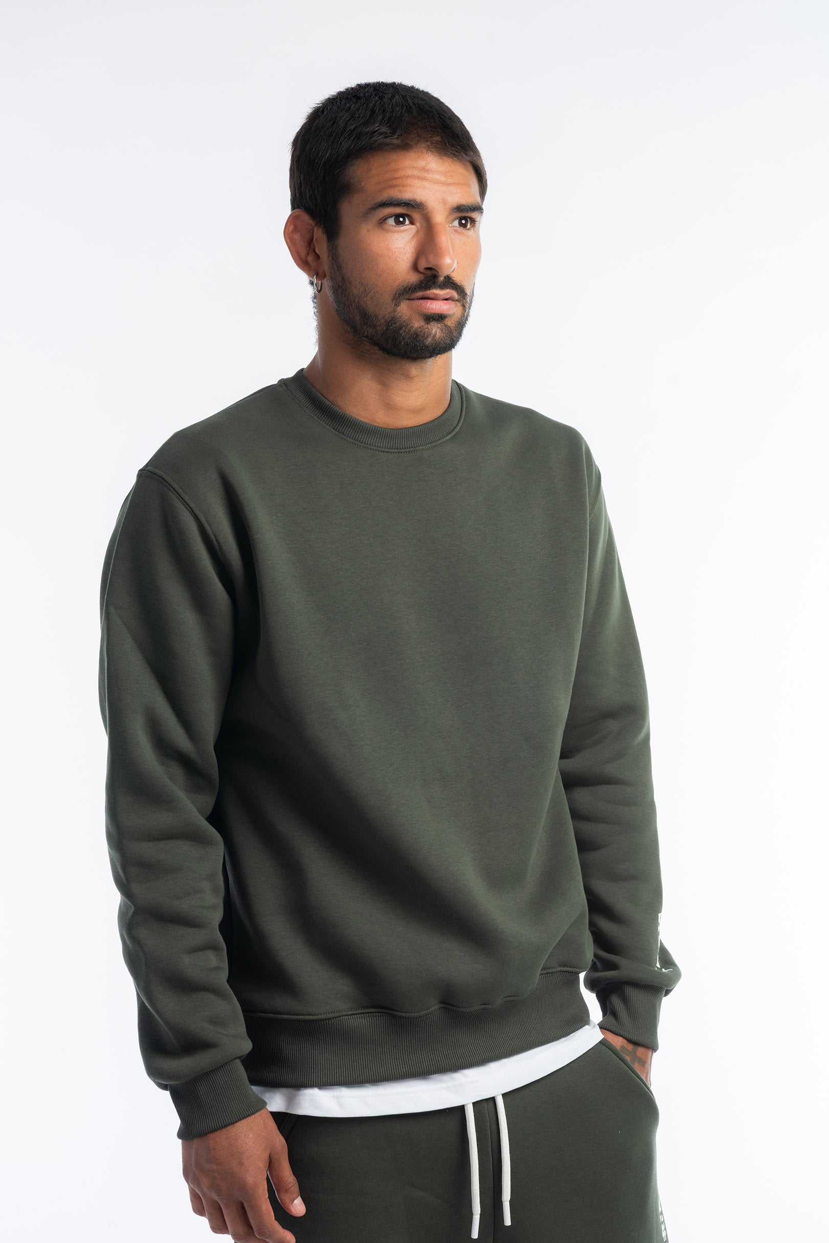 Round neck felpata