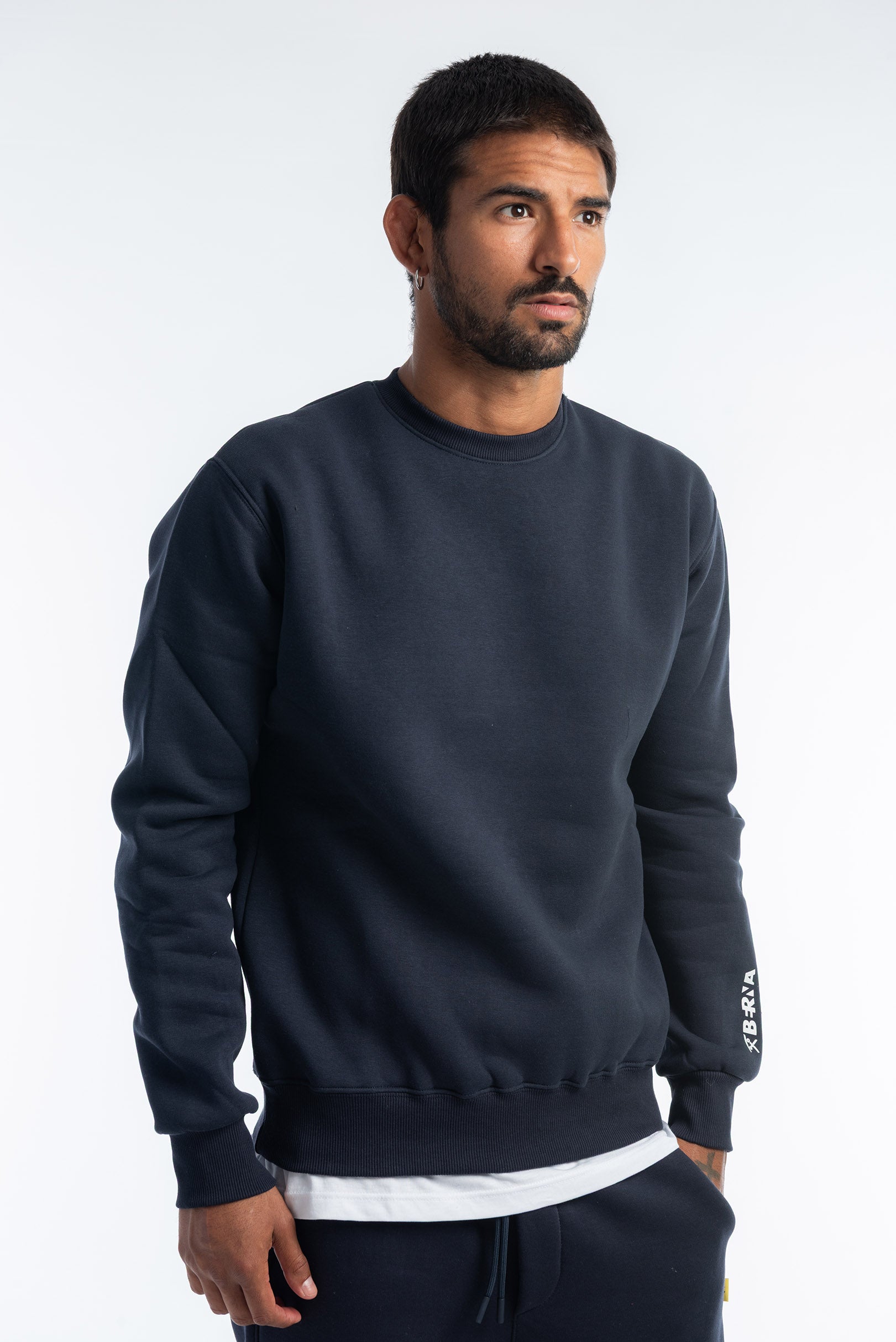 Round neck felpata