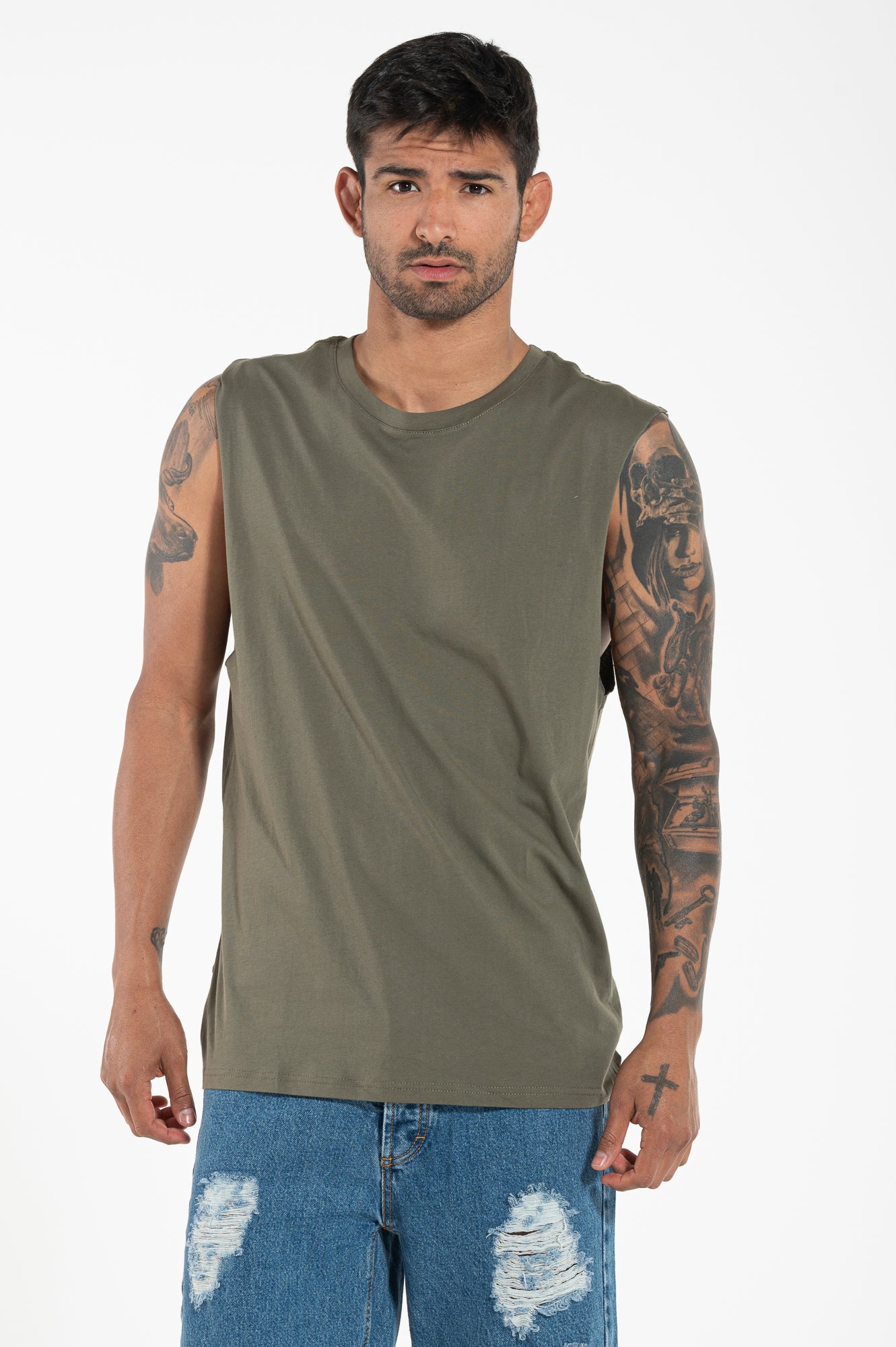 Sleeveless tank top