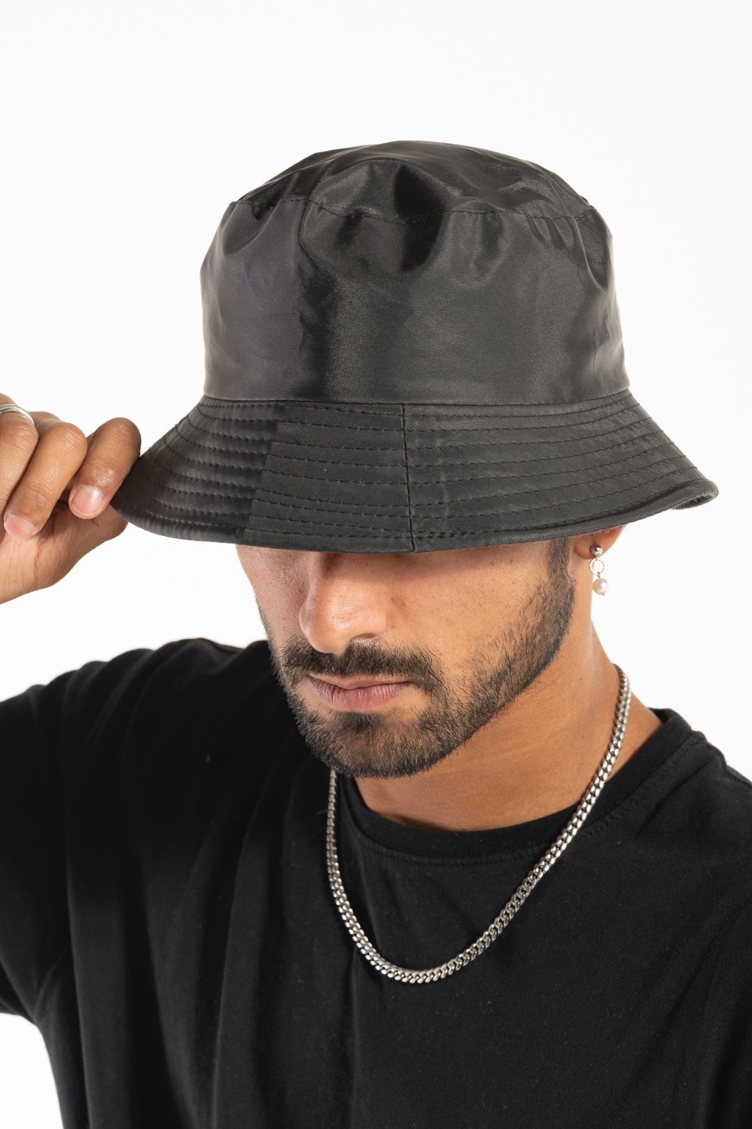 Fisher cap