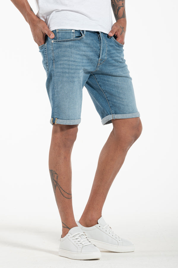 JJIRICK JJICON SHORTS denim azul claro