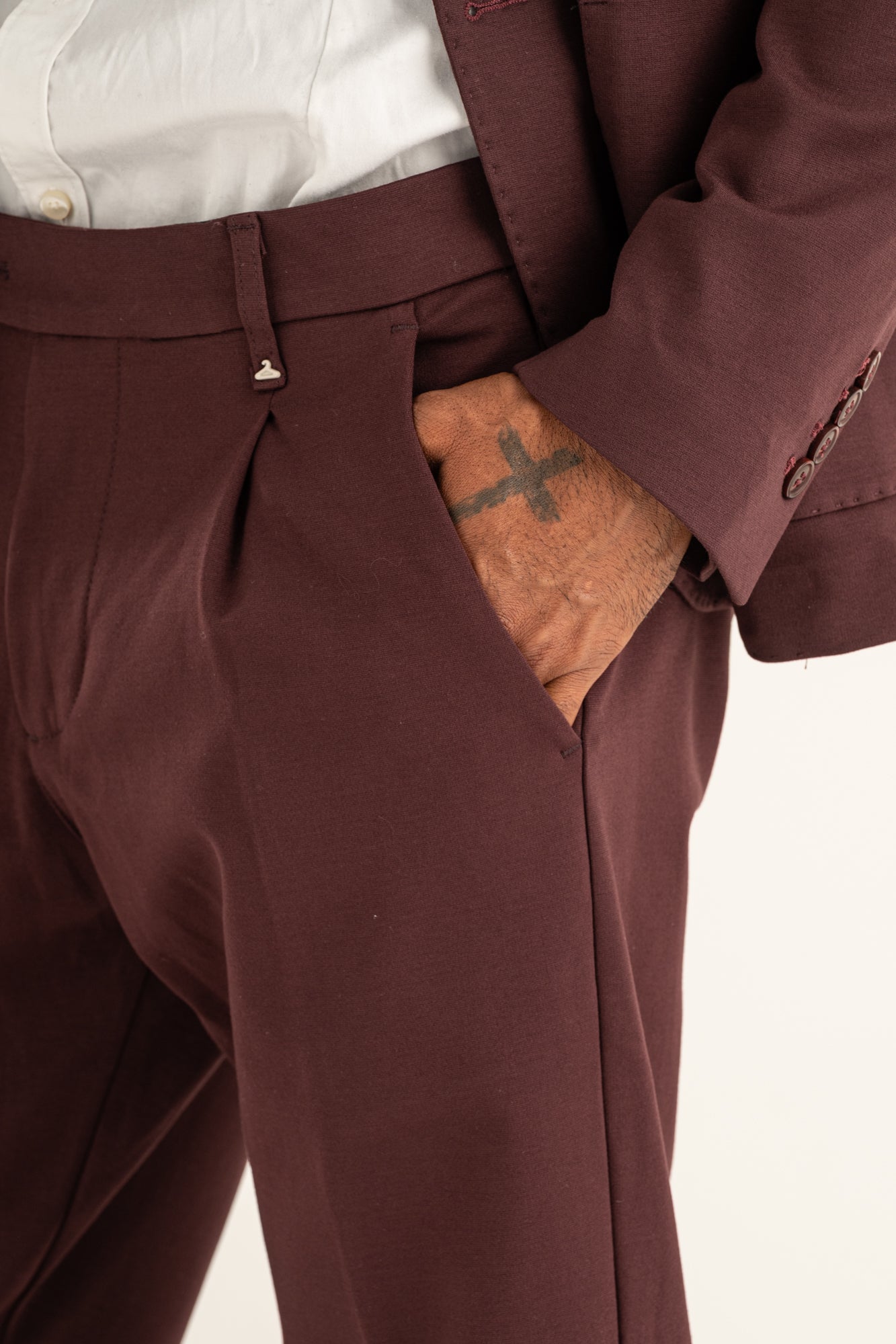 Pantalone slim punto milano