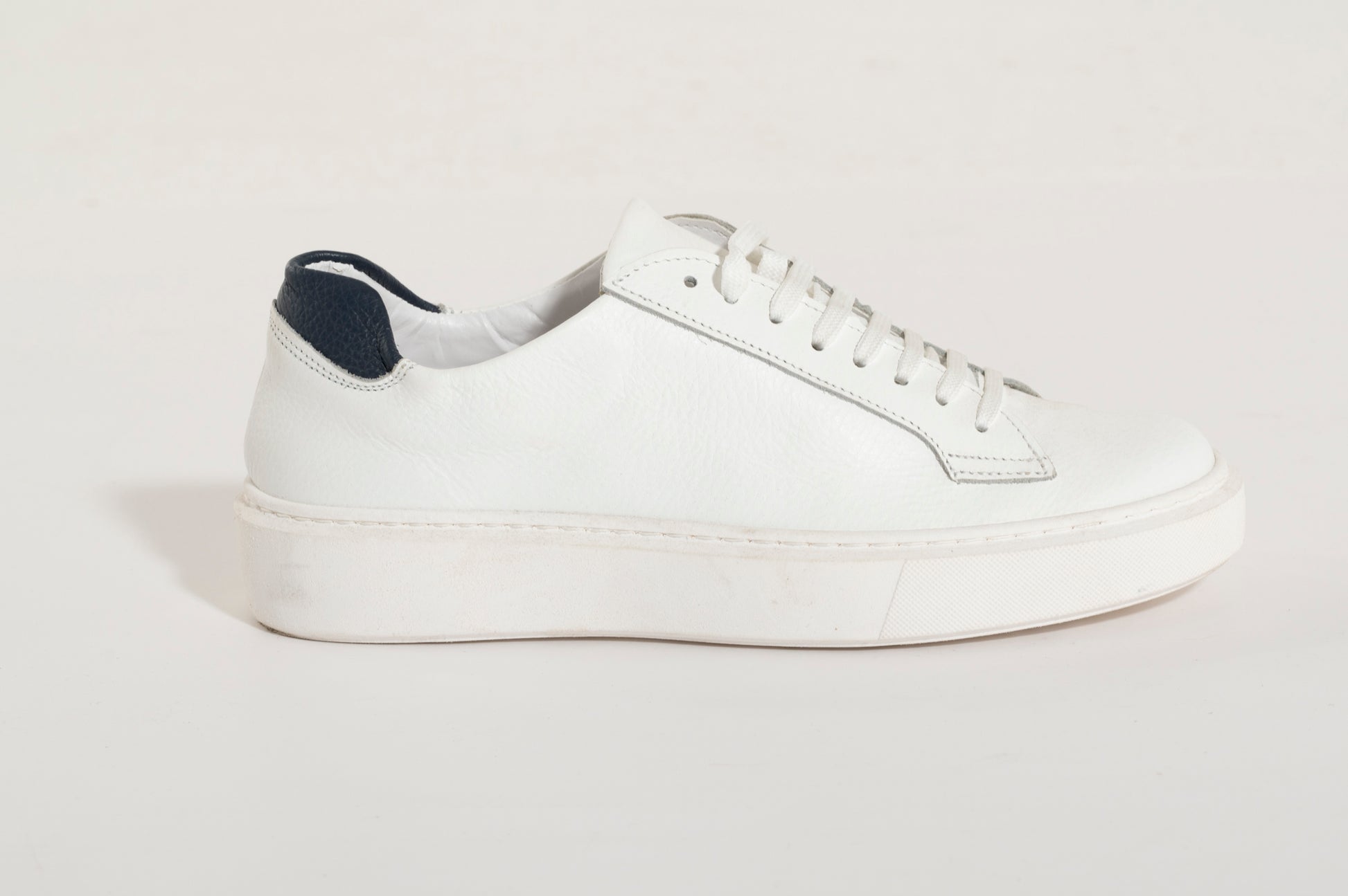 Sneakers basic in pelle