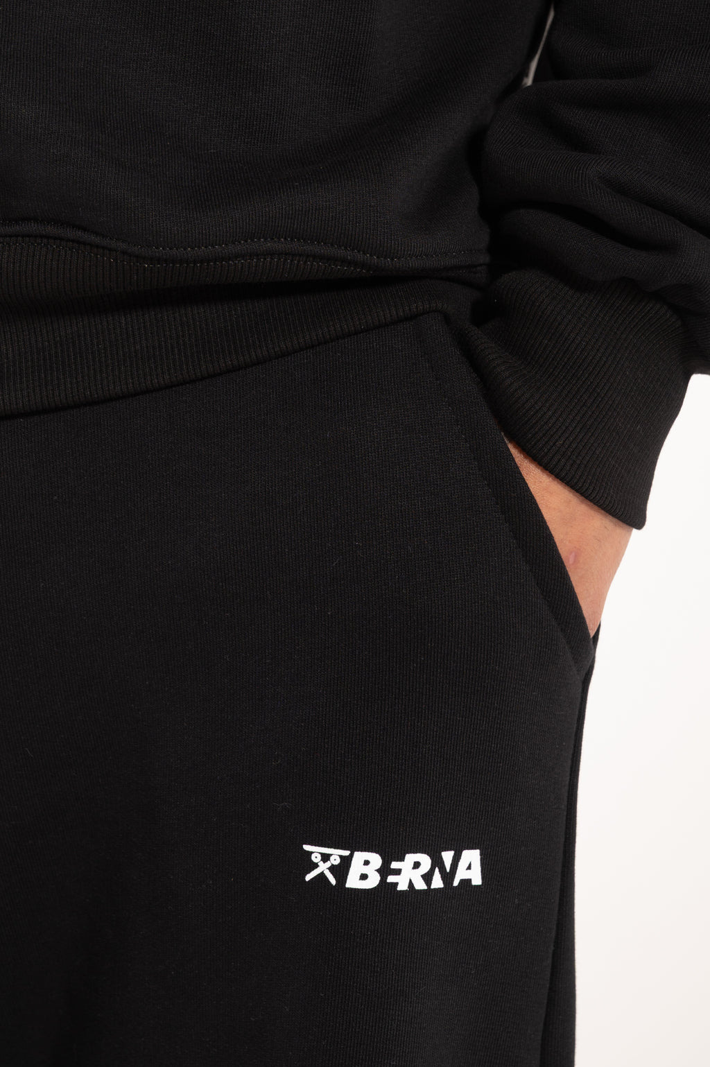 Sweat cuffed pants