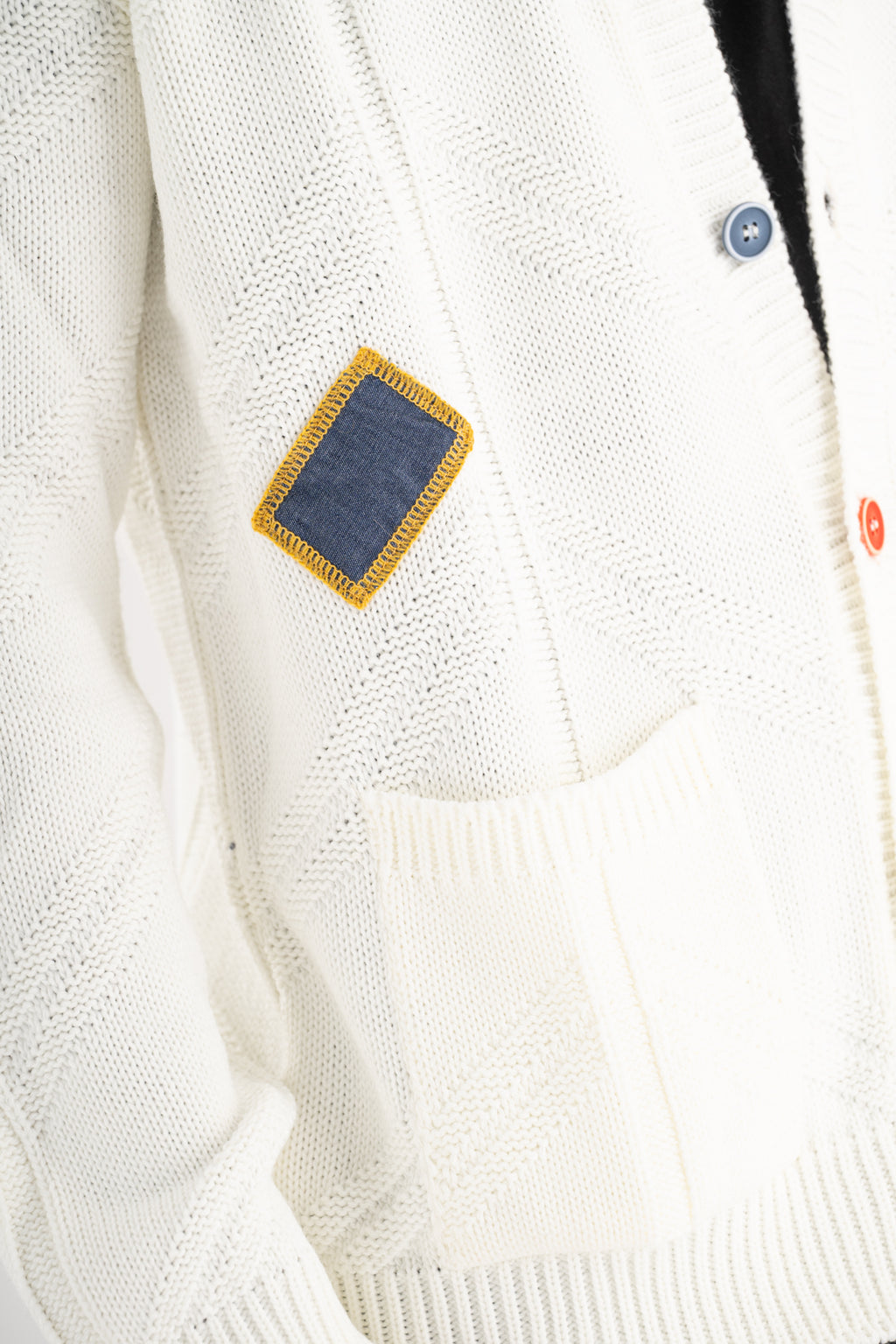 Cardigan patch Bl11