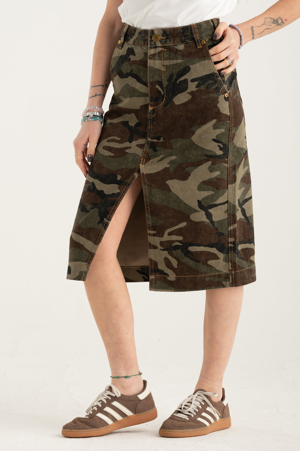 Gonna Jasmine military