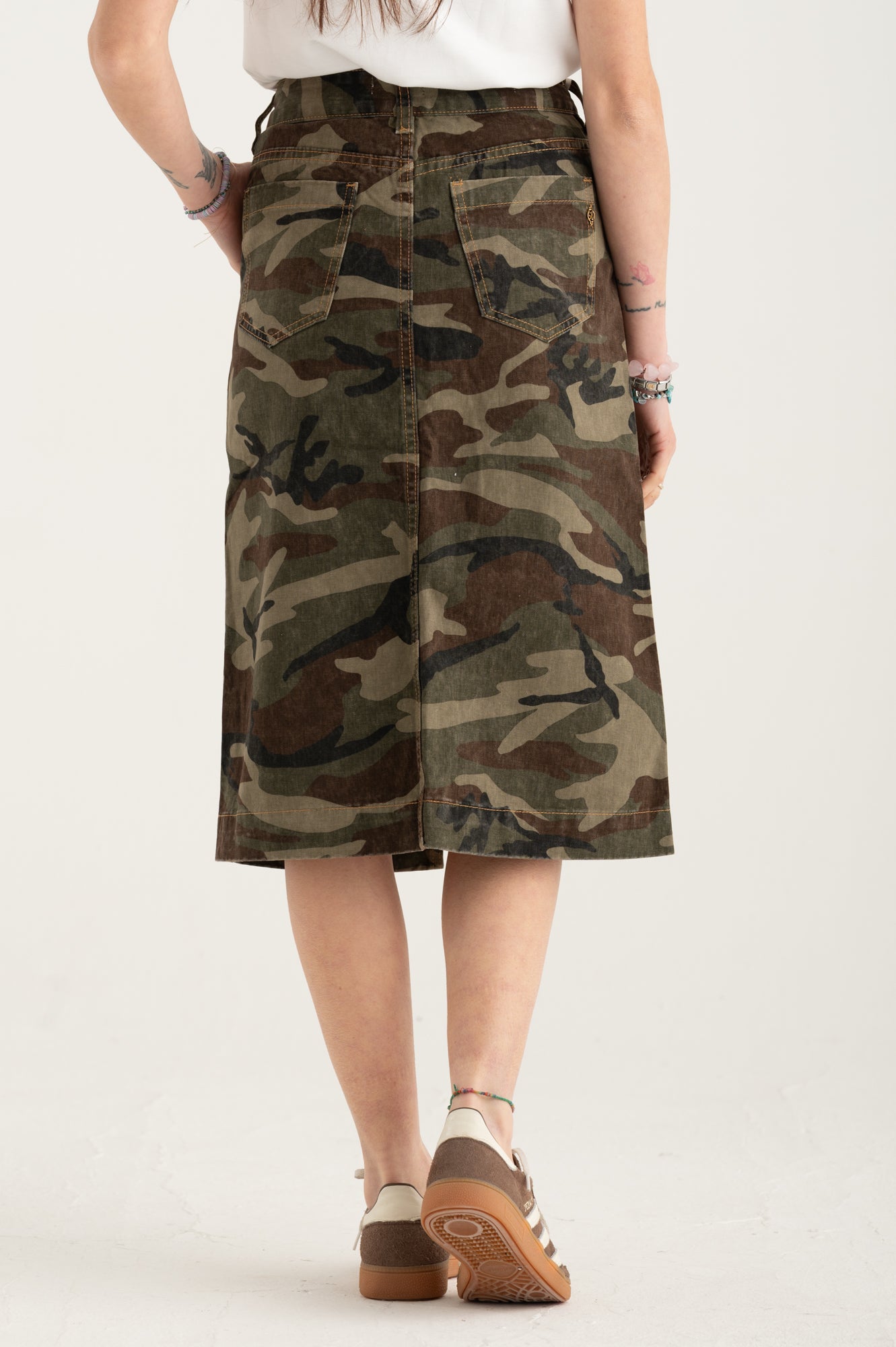 Gonna Jasmine military