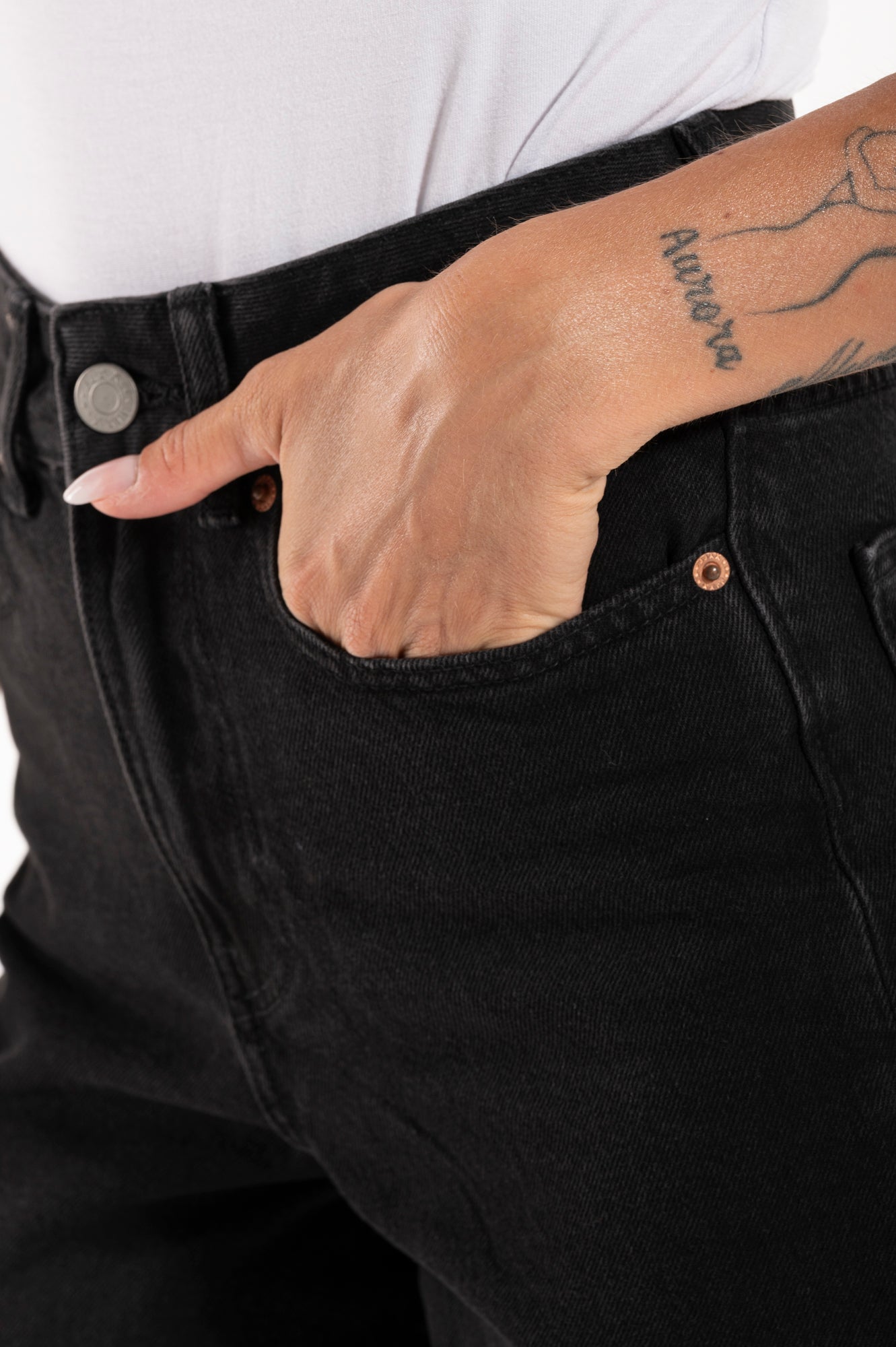 Jx Lisbon Mom black