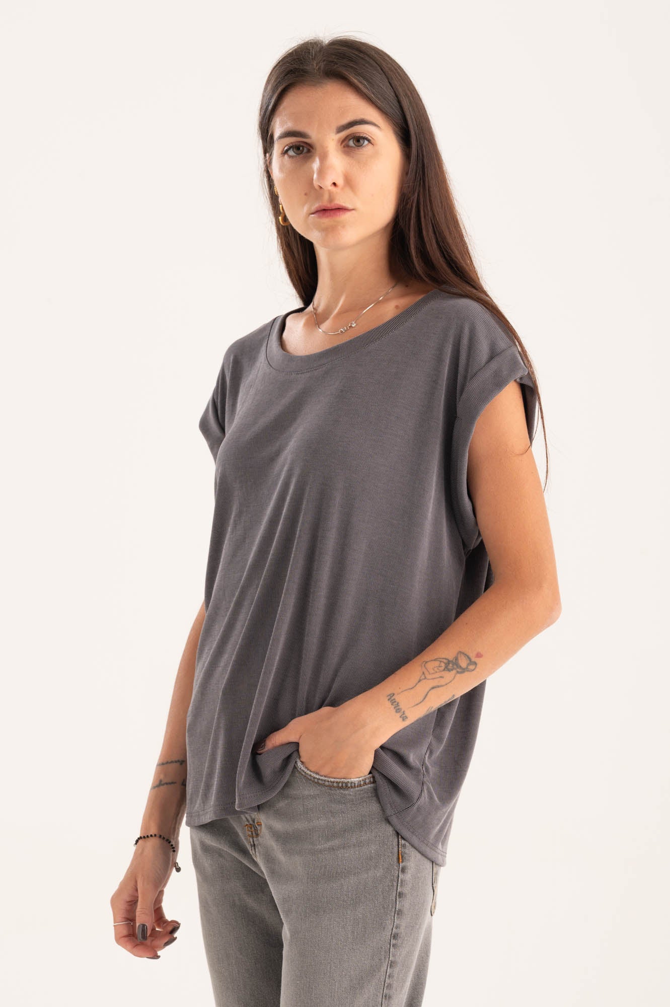 Tee Sofia