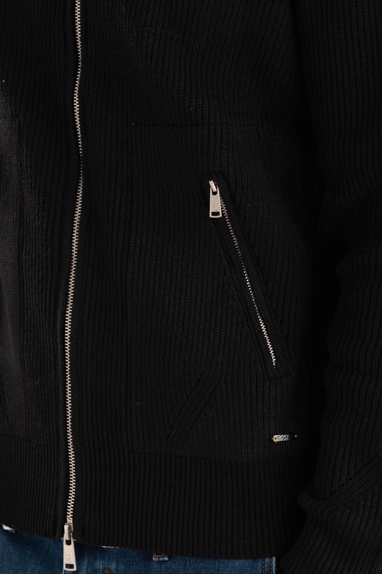 Cardigan zip