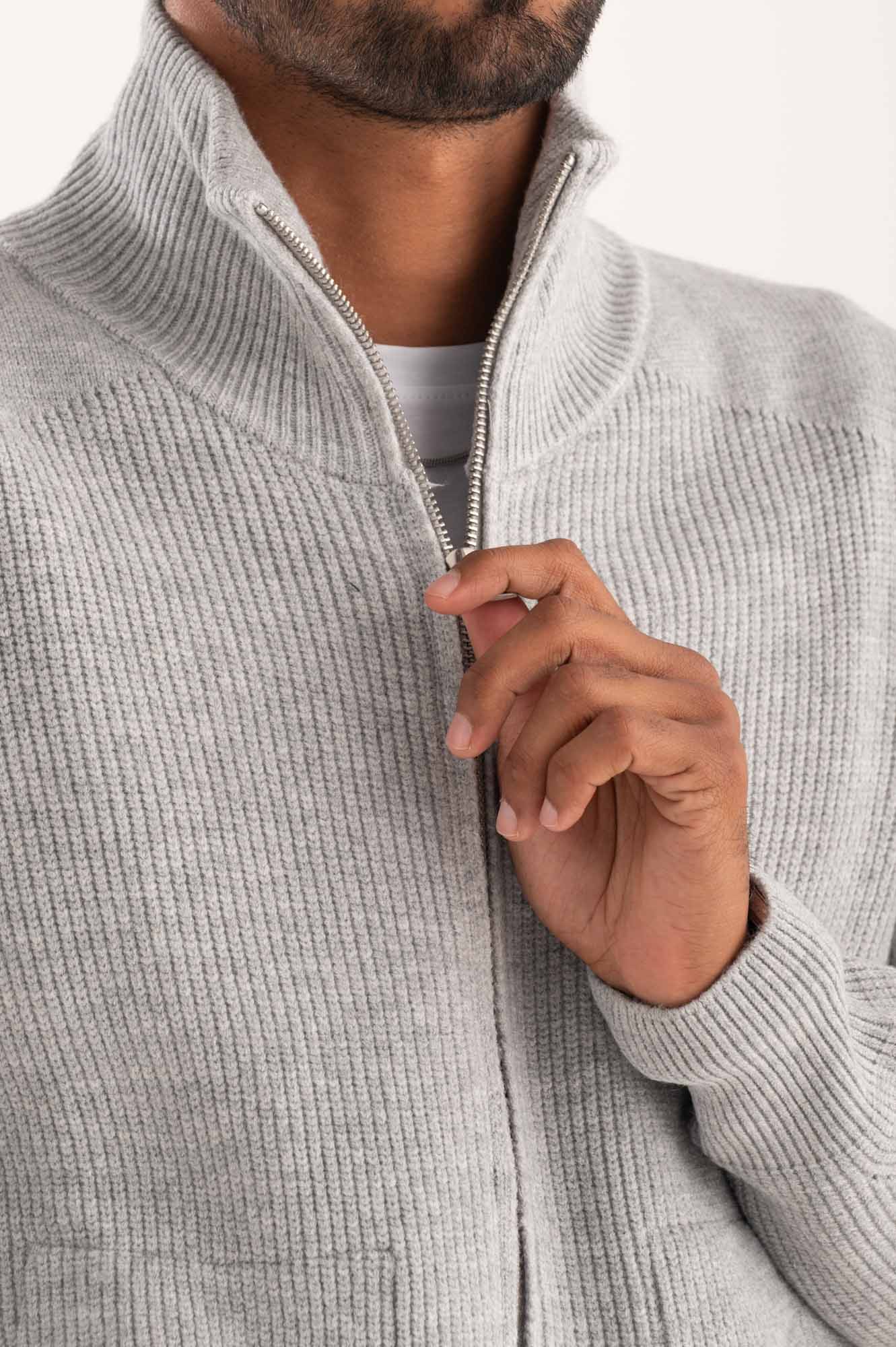 Cardigan zip