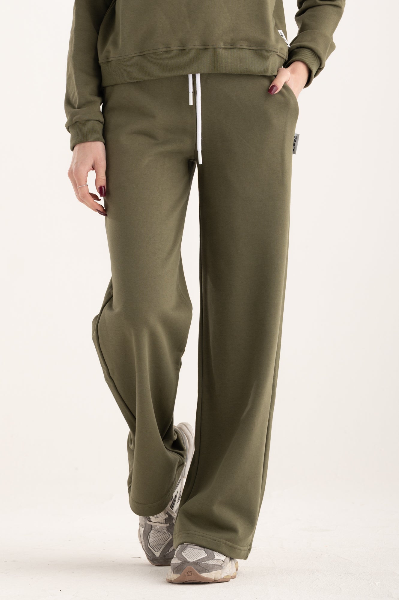 ONLY Petite ONLEMMA WIDE PANT - Pantaloni - black/nero ONLY Petite ONLEMMA WIDE PANT - Pantaloni - black/nero