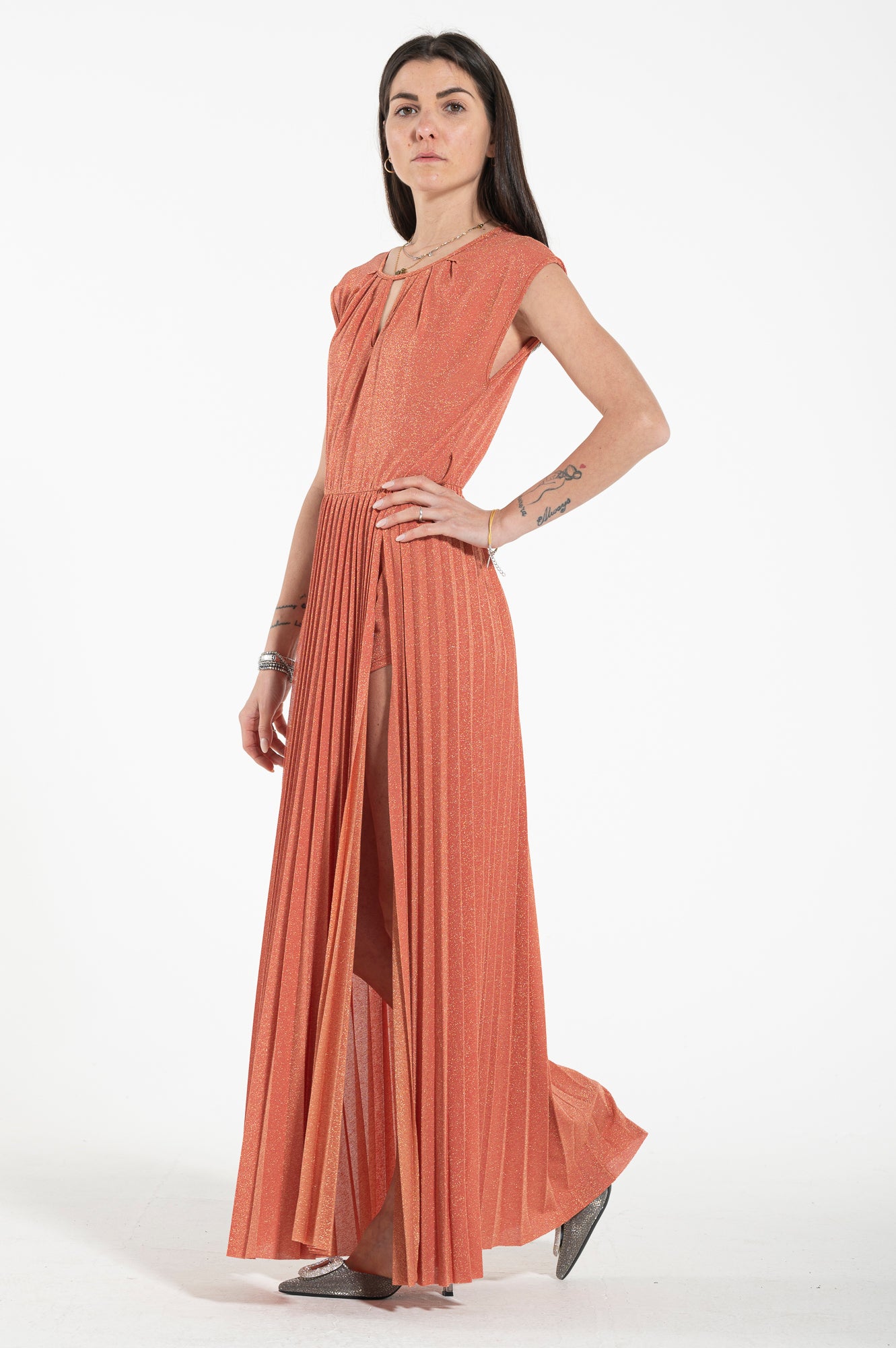 Abito lurex con spacchi
