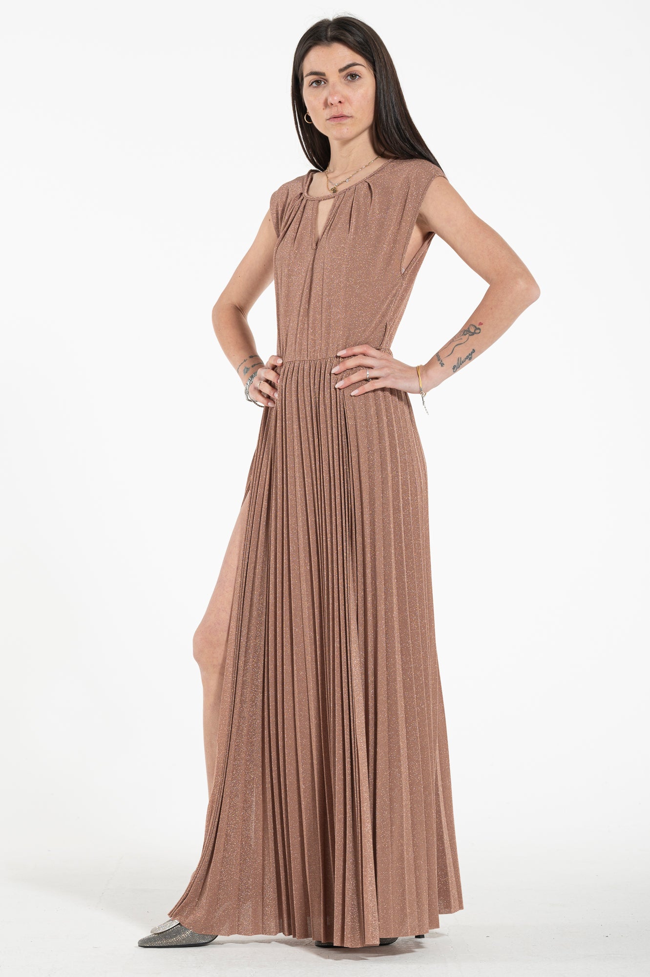 Abito lurex con spacchi
